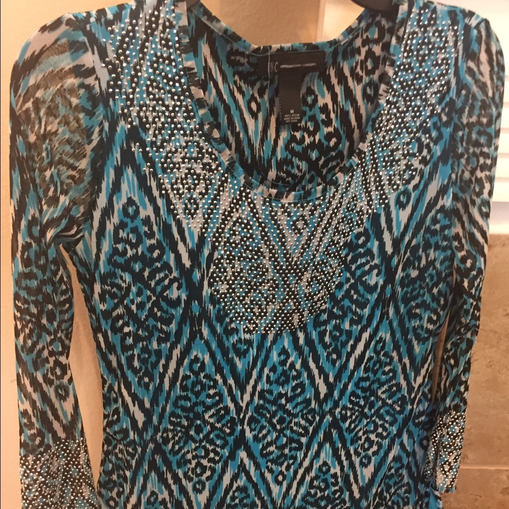 Inc brand  truly unique blouse
